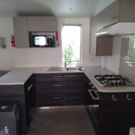 Mobil 6-8 Pers Camping 4 étoiles Tout Confort *